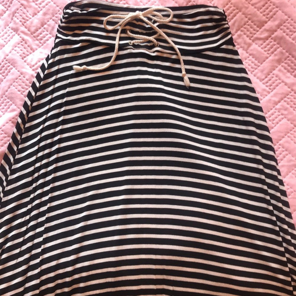 Black & white striped maxi skirt
